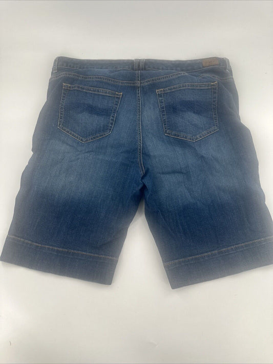 Tommy Hilfiger Women's Jean Bermuda Shorts, Size 22