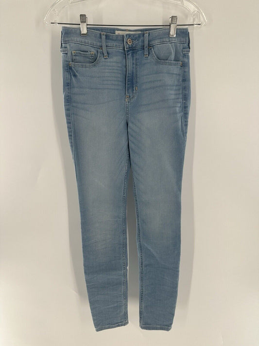 Womens super skinny Jeans size 3s (w26in L28)