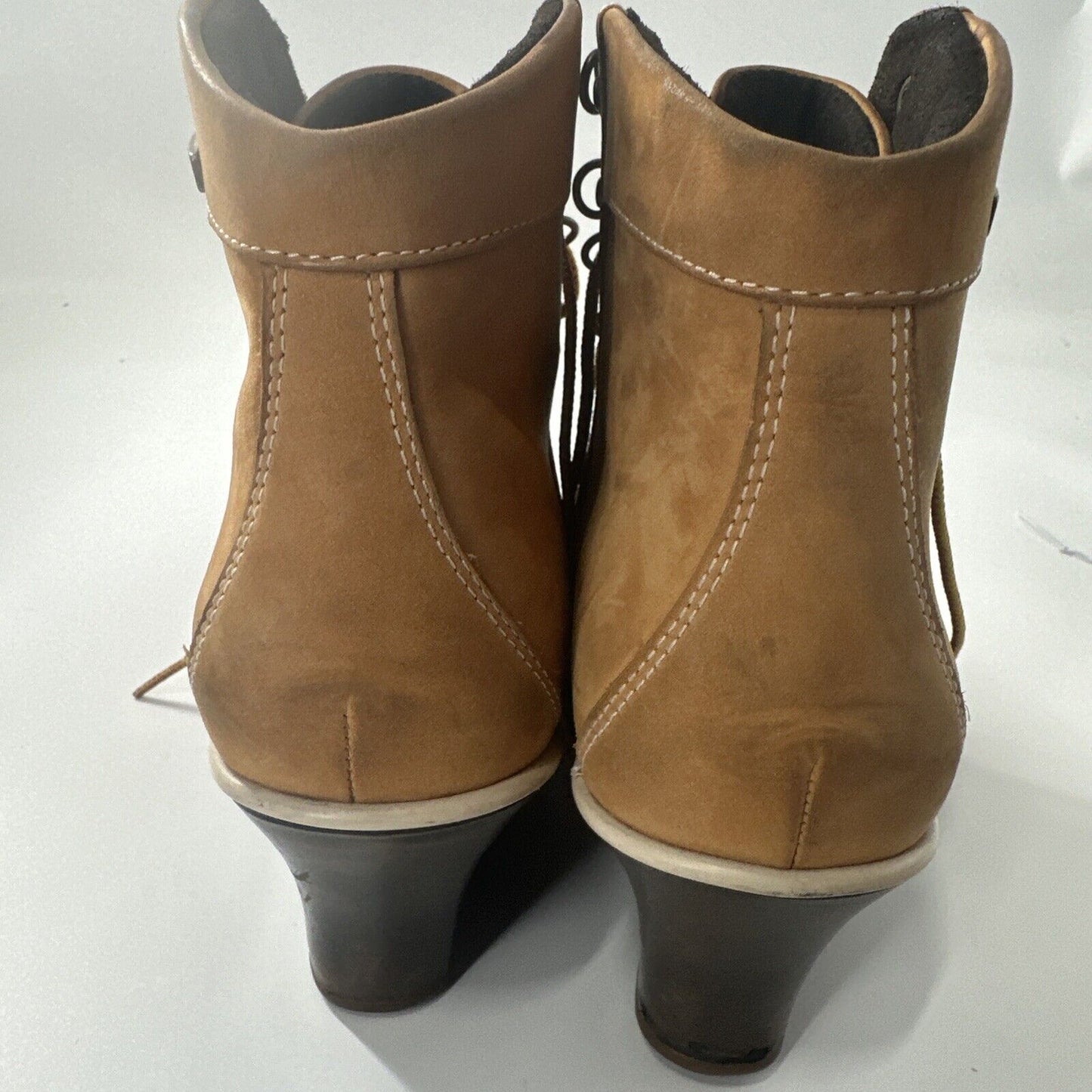 Timberland Wedge Heel Boots Size 8.5