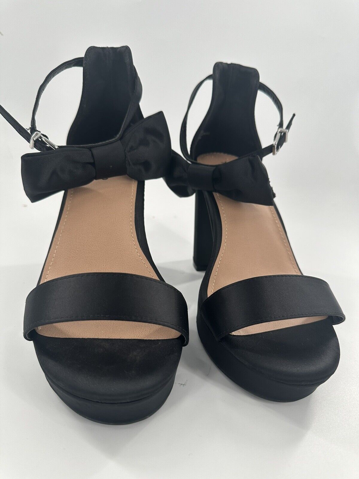 Torrid Platform Heel Sandal Size 9WW Black Ankle Bow Strap