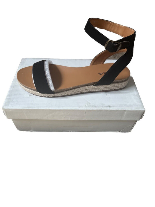 Soda Shoes Size 9 Women’s Ankle Strap Sandals