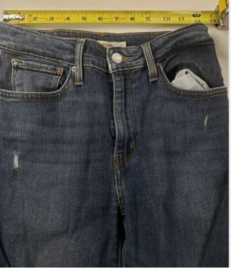 Women's LEVI'S 721 Jeans  SKINNY Distressed Size 27  (Inseam 27in waist 24in)